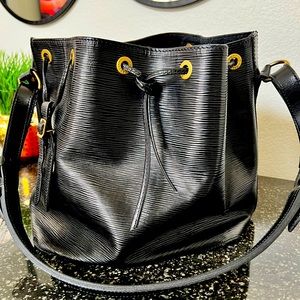 Louis Vuitton Epi Petit Noe